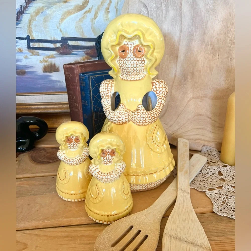 Set of 3 vintage 1982 Sittre Ceramics Burlap Ragdoll-style kitchen set. Handmade